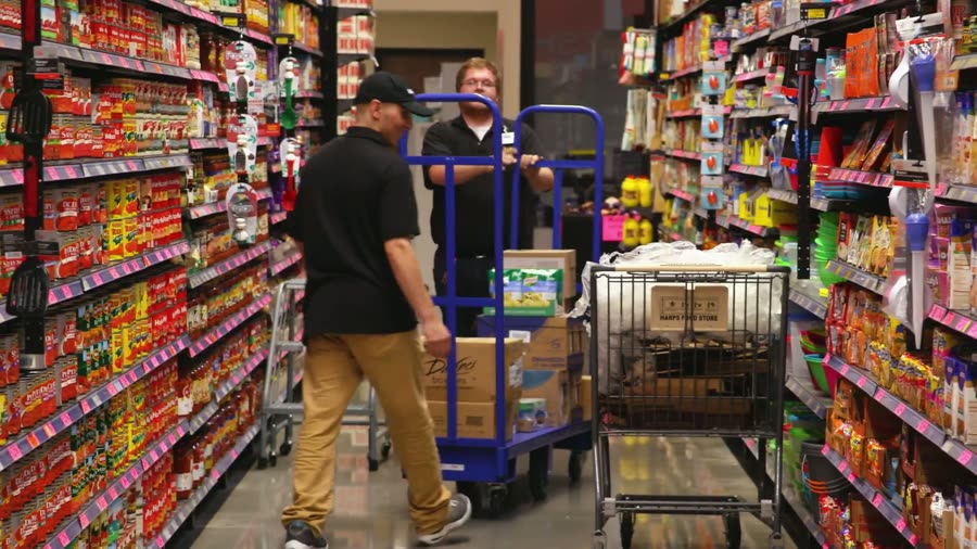 Harps grocery aisle